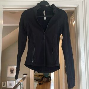 Lululemon black athletic jacket size 4